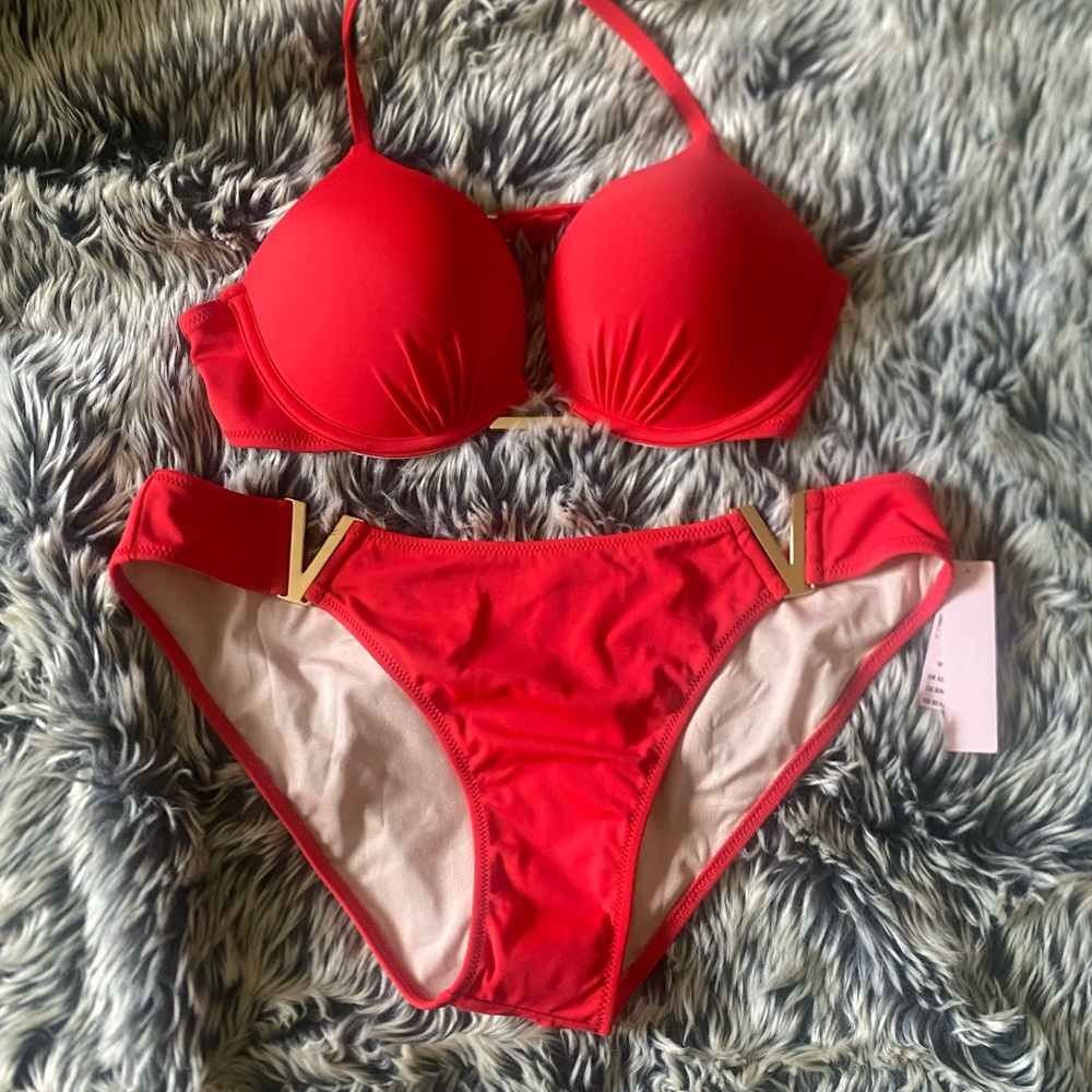 NWT VS BIKINI